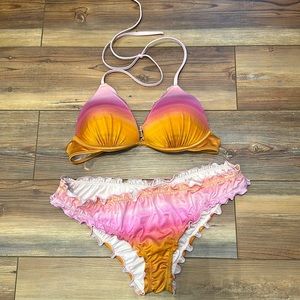 SHADE & SHORE Pink Orange Ombré Ruffled bikini set